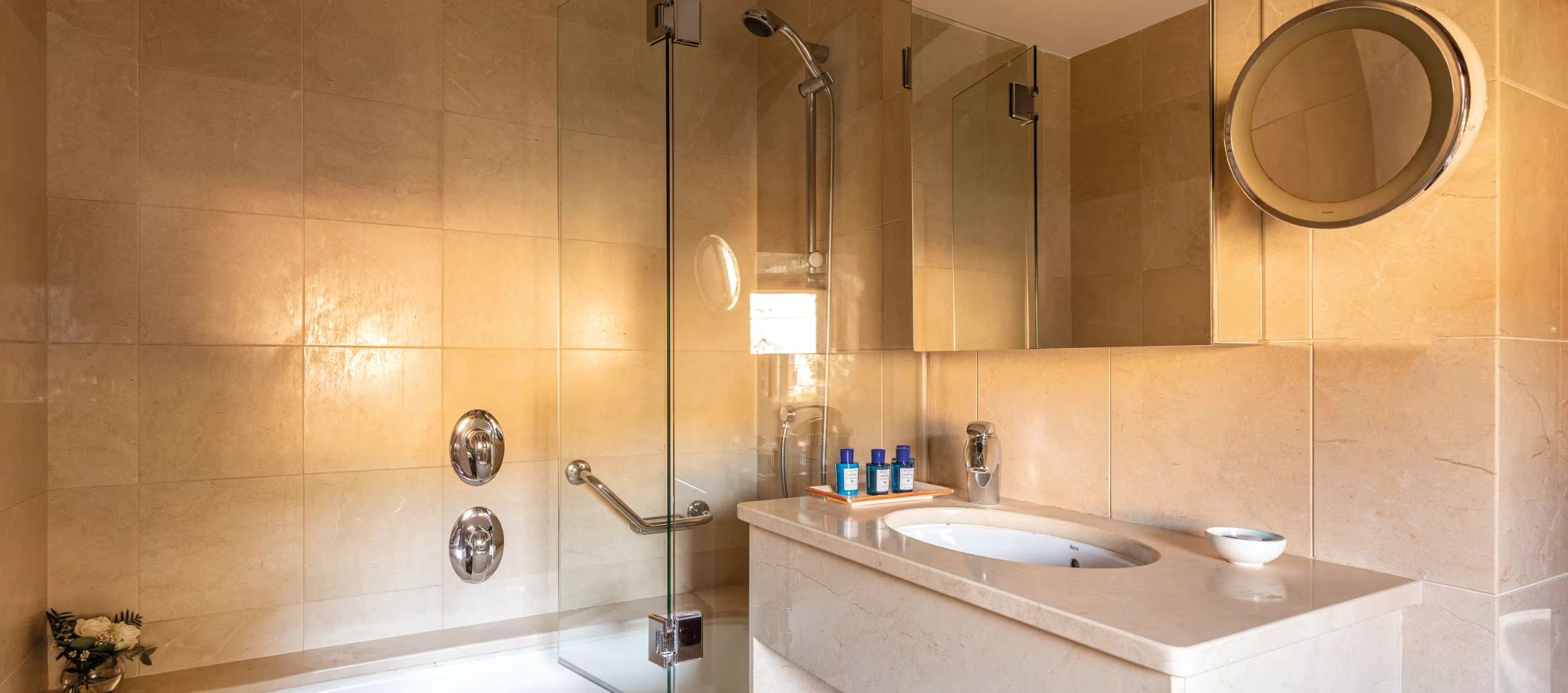 suite dupla - banheiro vip - quarto vintage