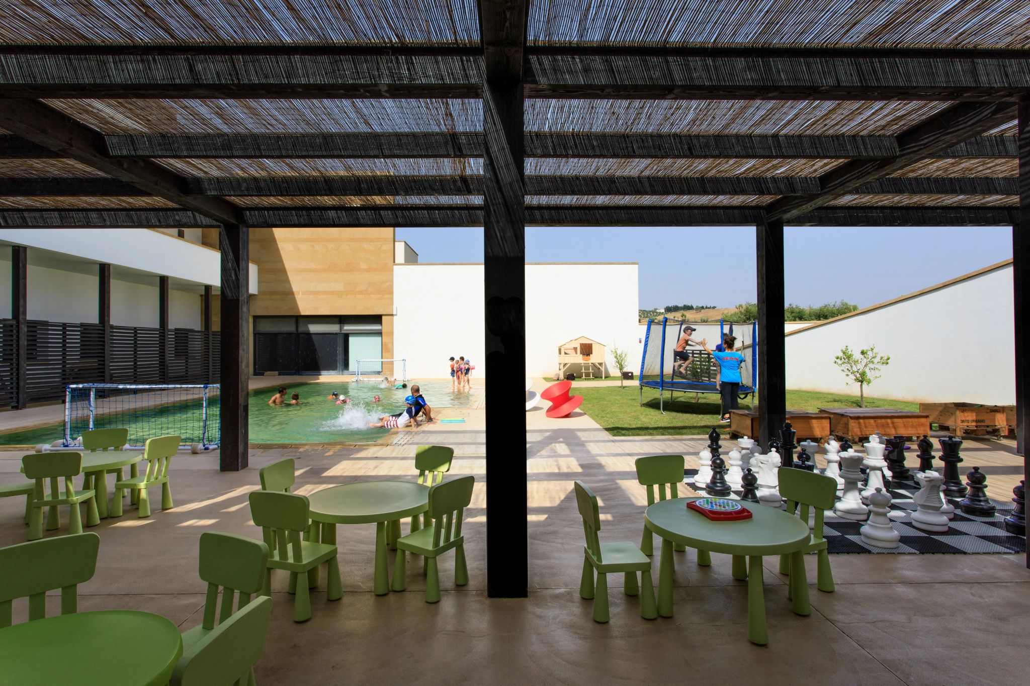 lazer ao ar livre - lazer infantil - kids club - hotel com kids club - atividade para crianças