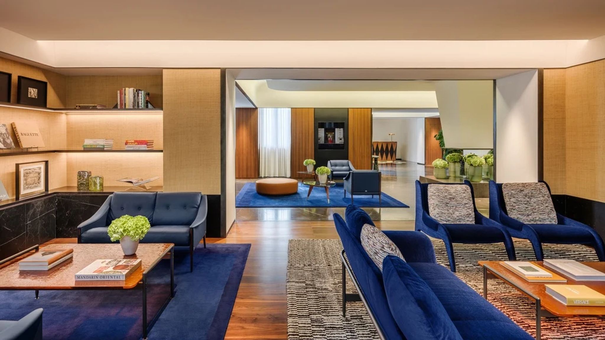 lobby de luxo – decoracao moderna - recepção hotel