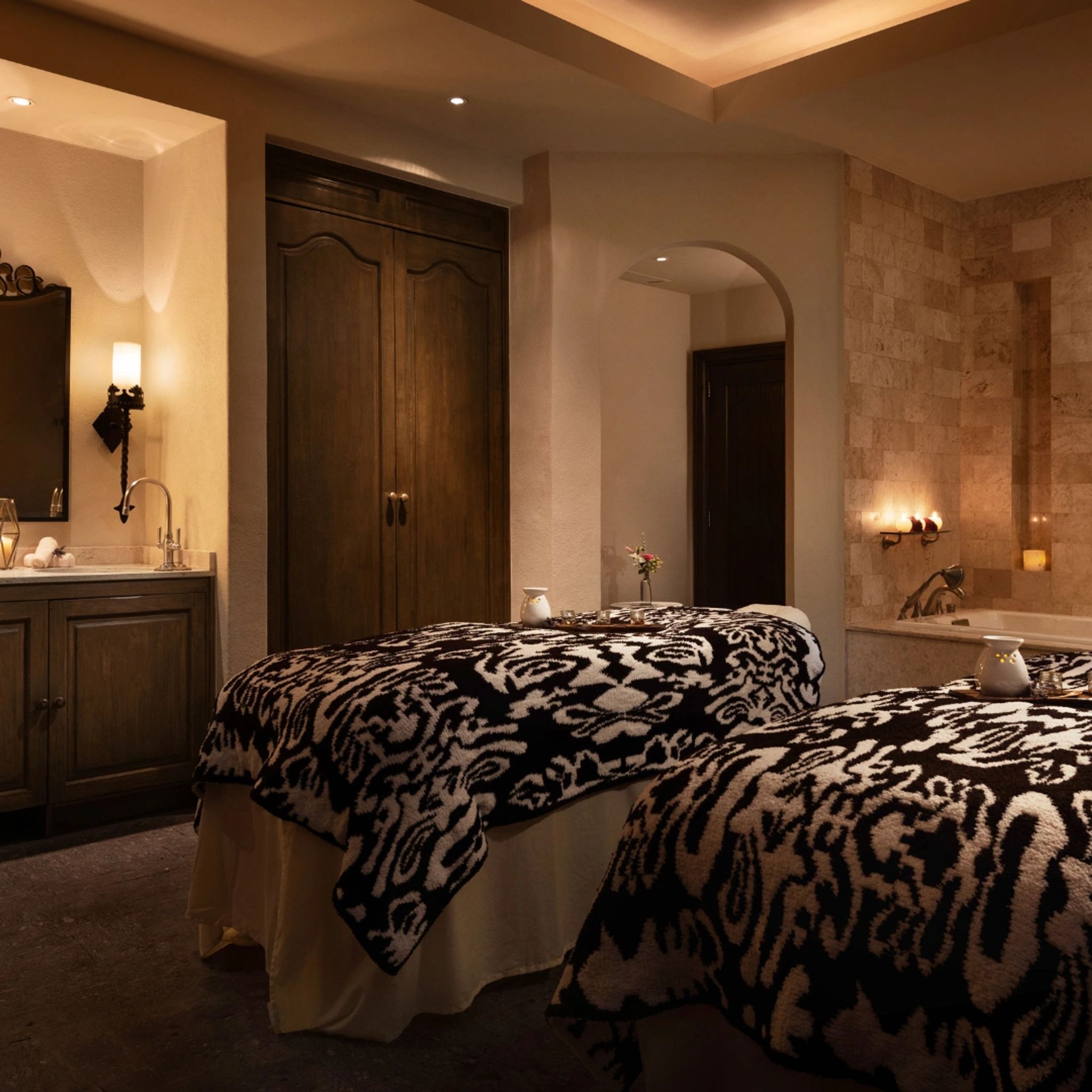 Spa sala de tratamento individual - ambiente zen - massagem corporal