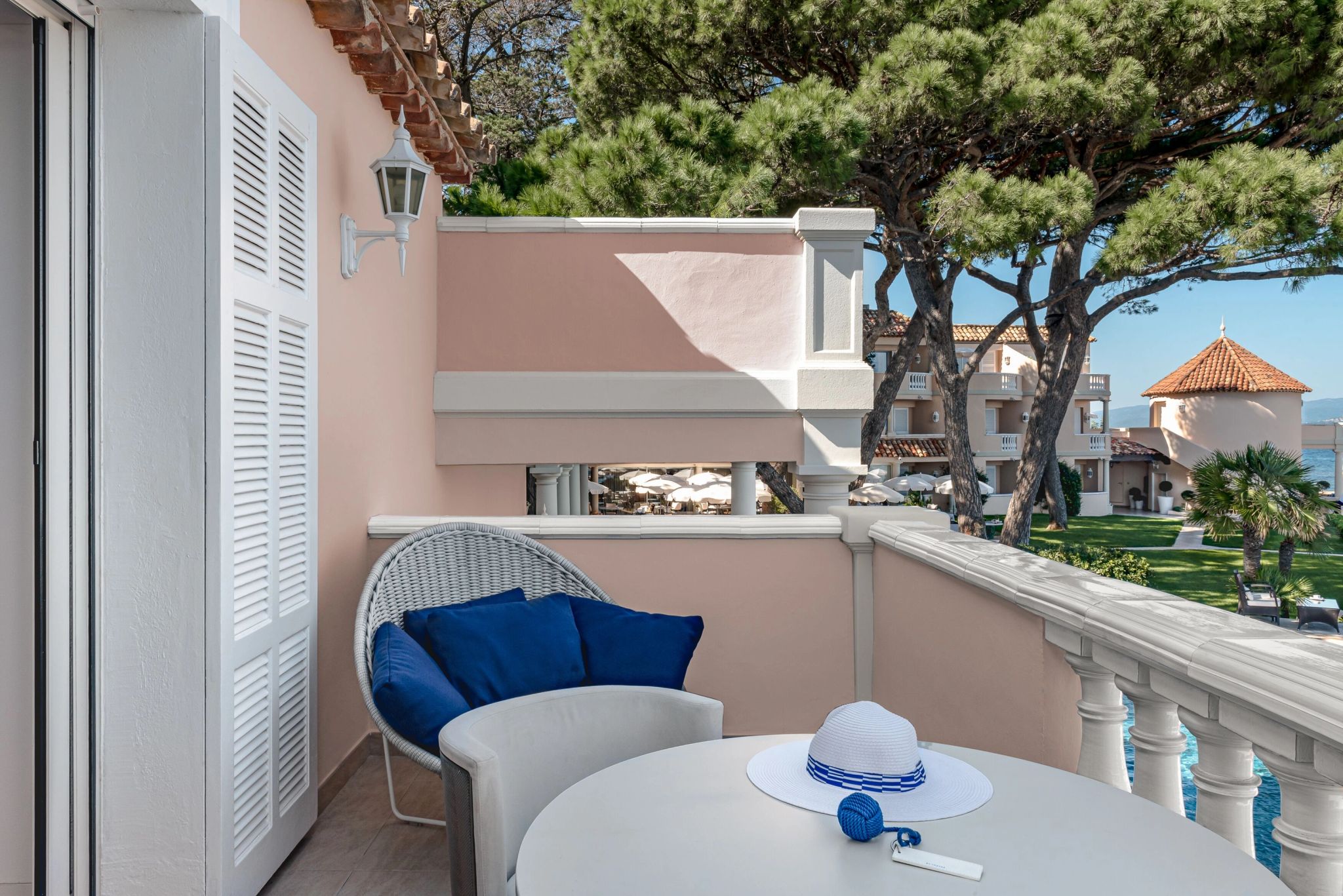 Deluxe Sea lounge ao ar livre - varanda privativa - quarto com varanda