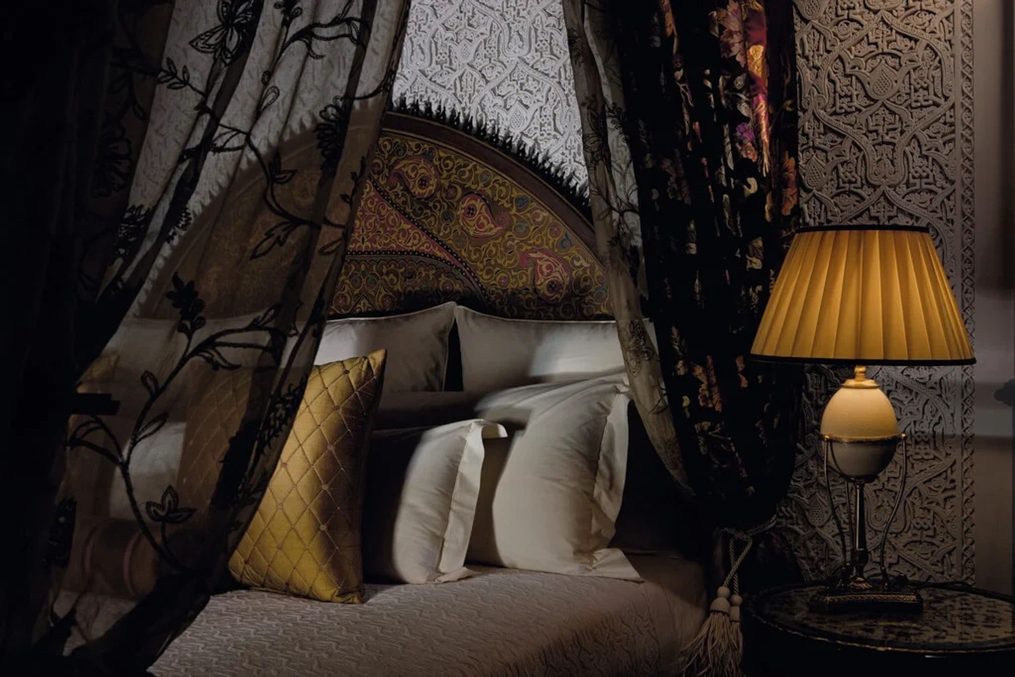 privilege riad marrakech - cama king privilege - dois quartos riad