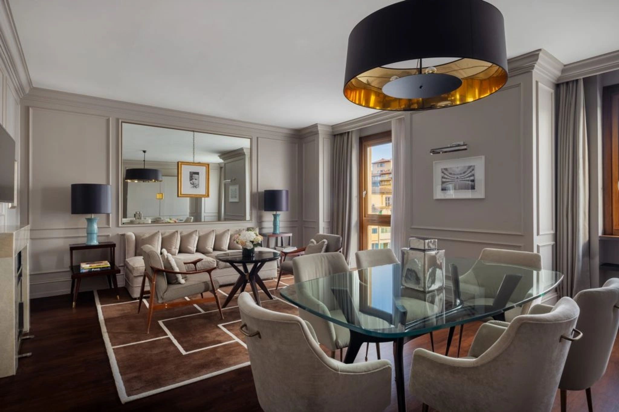 Portrait Suite River View suite luxo firenze - quarto estilo retro - decoracao luxo