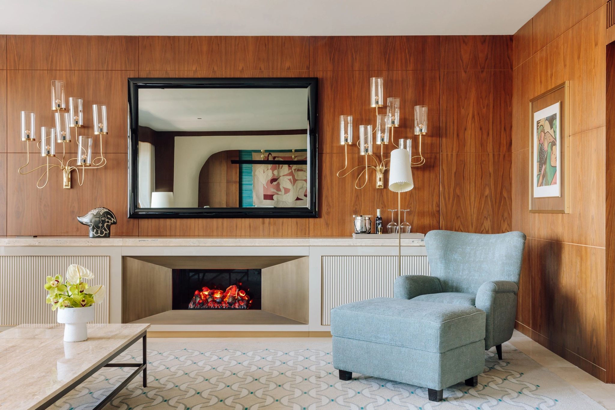 Almada Negreiros Suite sala de estar - sala moderna - obras de arte - design de luxo - suite com sala