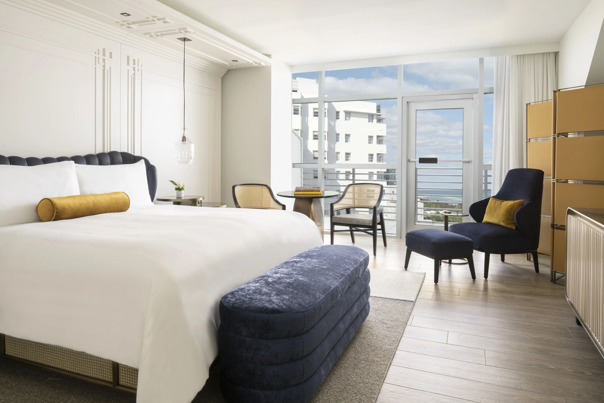 Club Level One King Partial Ocean View High Floor quarto de hotel - quarto vista cidade - cidade de miami