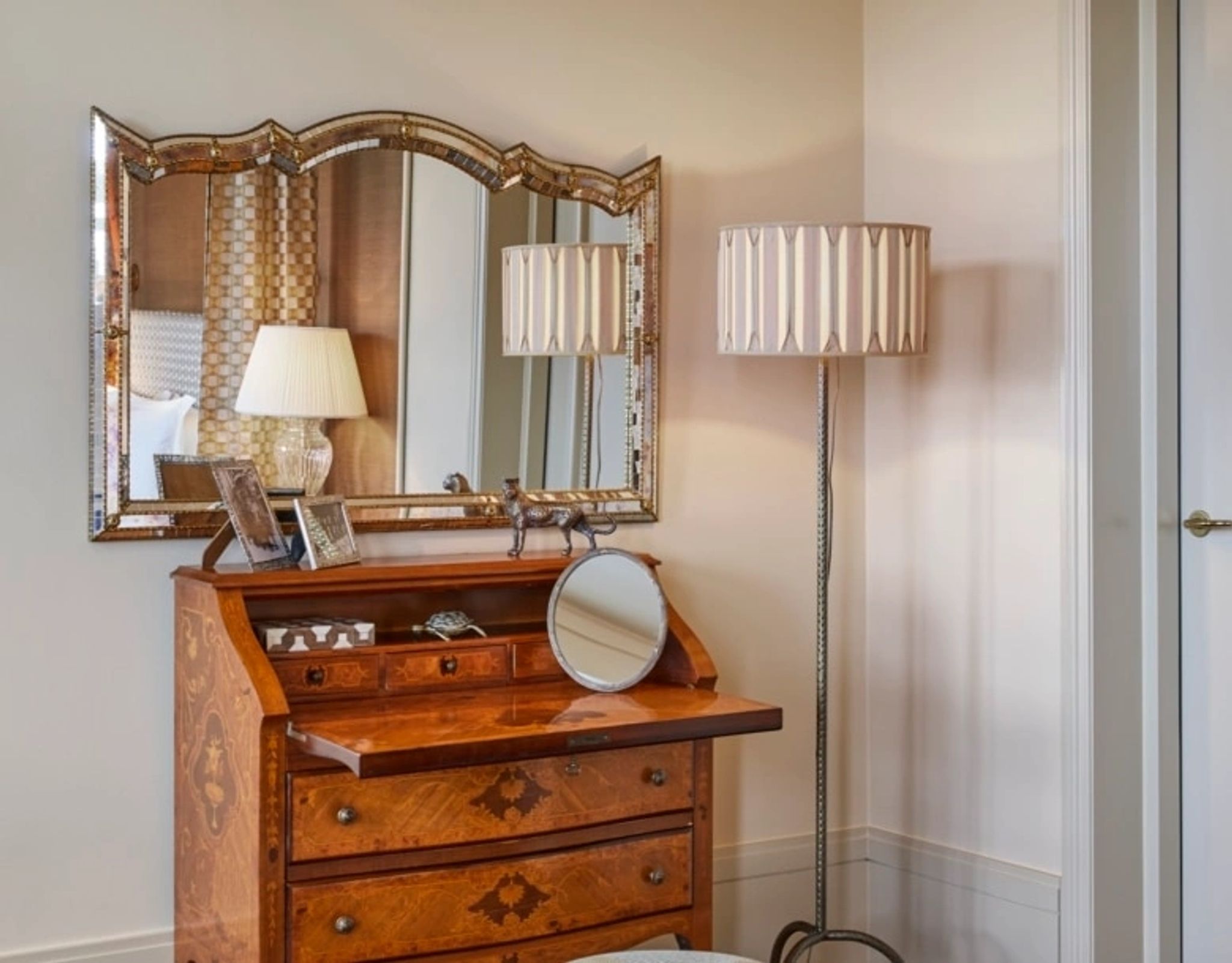 móvel clássico - penteadeira – penthouse suíte