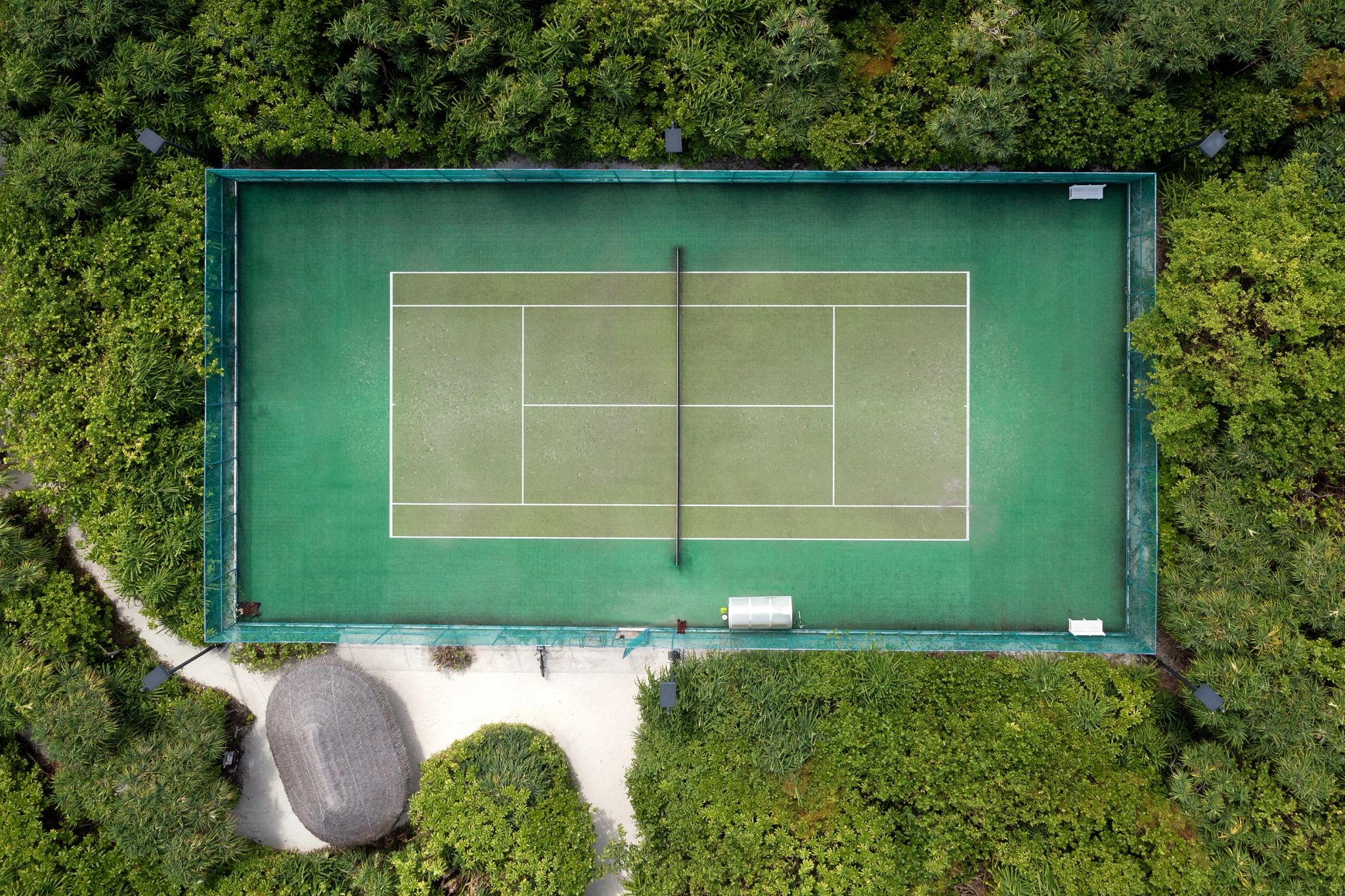 Quadra de tênis quadra de esportes - esporte - quadra de tenis - lazer ao ar livre