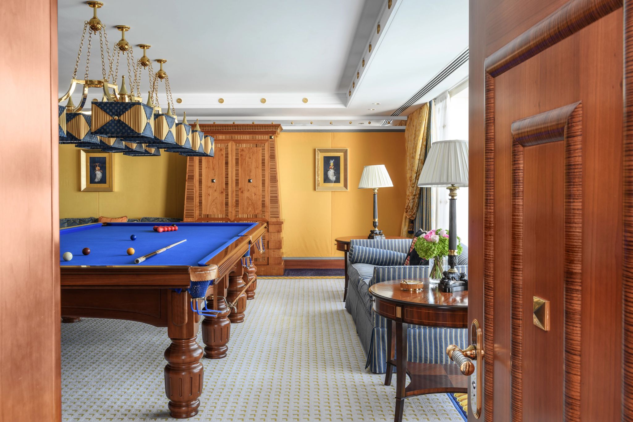 sala de jogos - atividades de lazer - mesa de bilhar