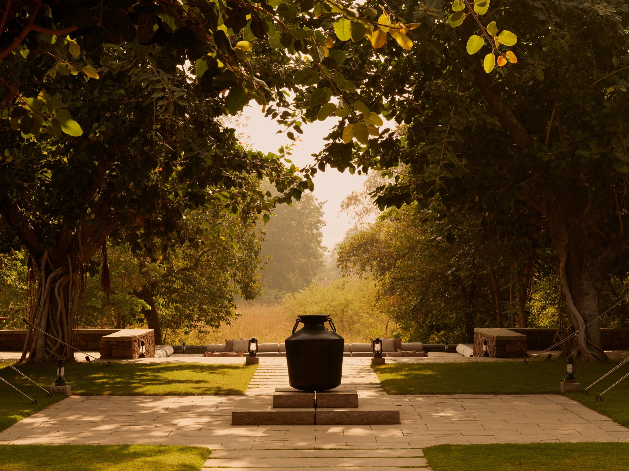 Áreas comuns do acampamento patio interno - obras de arte - jardim privativo