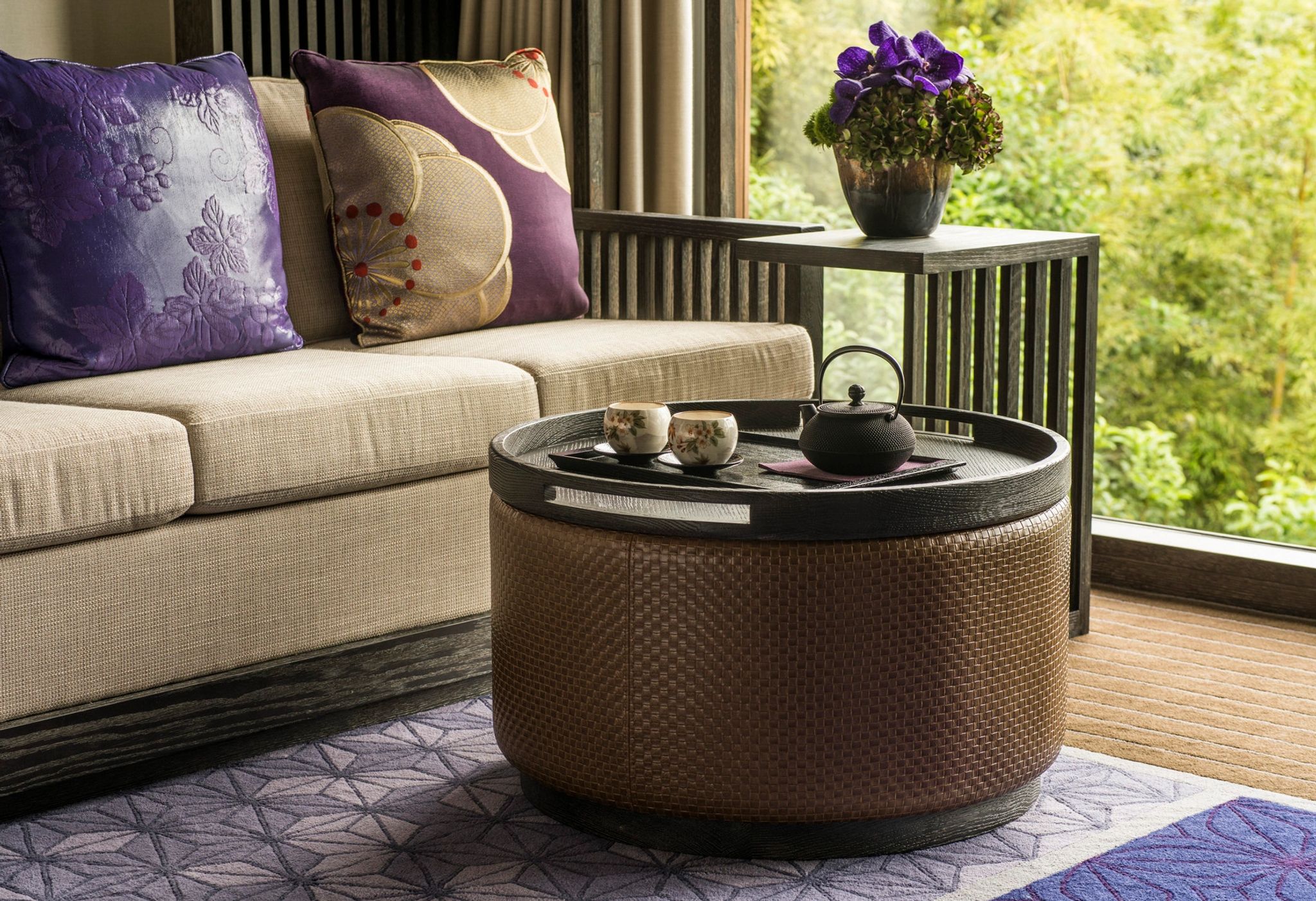 Premier Heritage Garden King sala de estar – decoracao moderna – quarto vista jardim