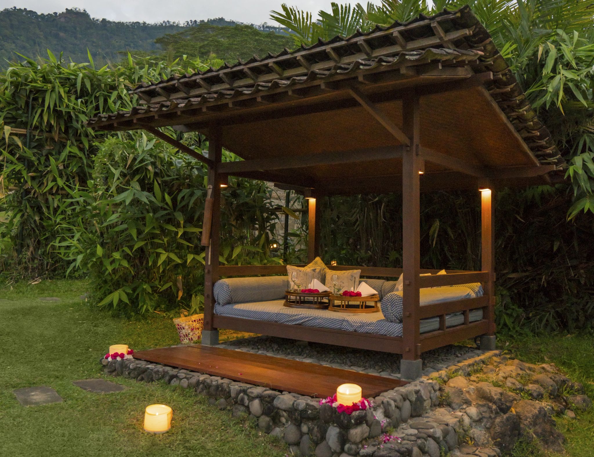 Jantar Privativo jantar gubuk sawah - amanjiwo - campos de arroz