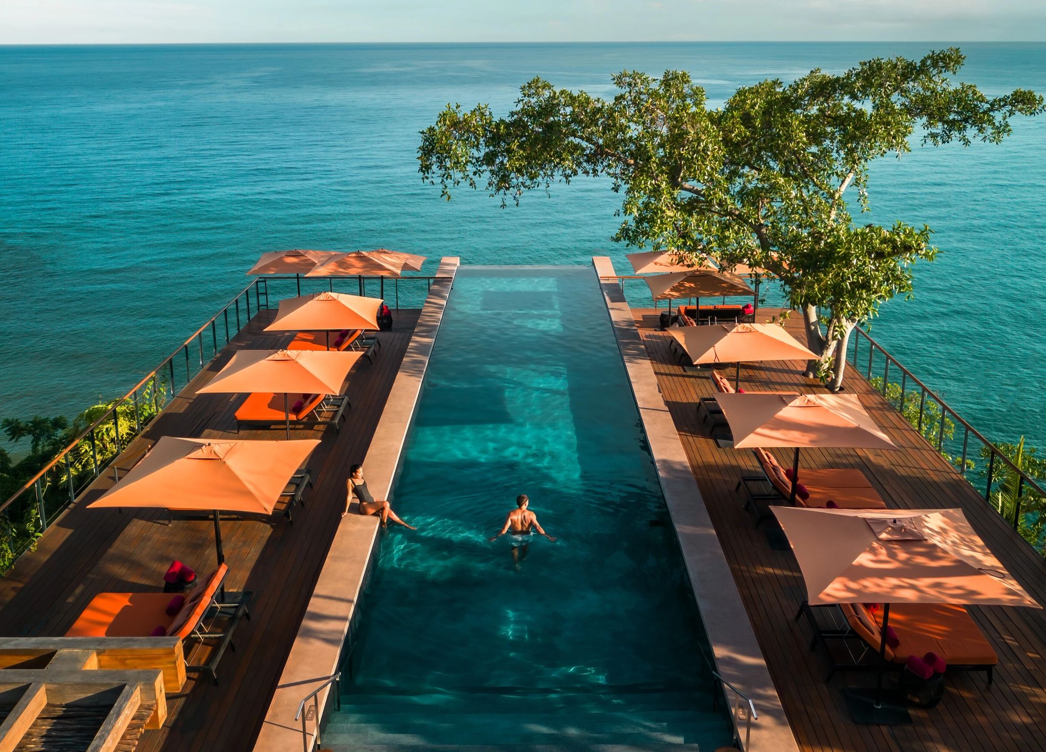 piscina para adultos - piscina borda infinita - cabanas privativas - piscina beira mar