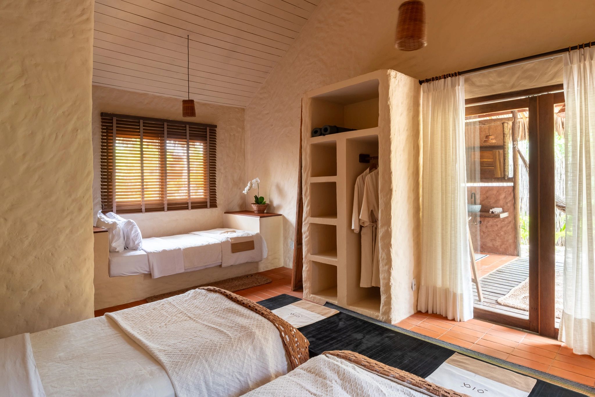 camas twin - quarto duplo - quarto com duas camas