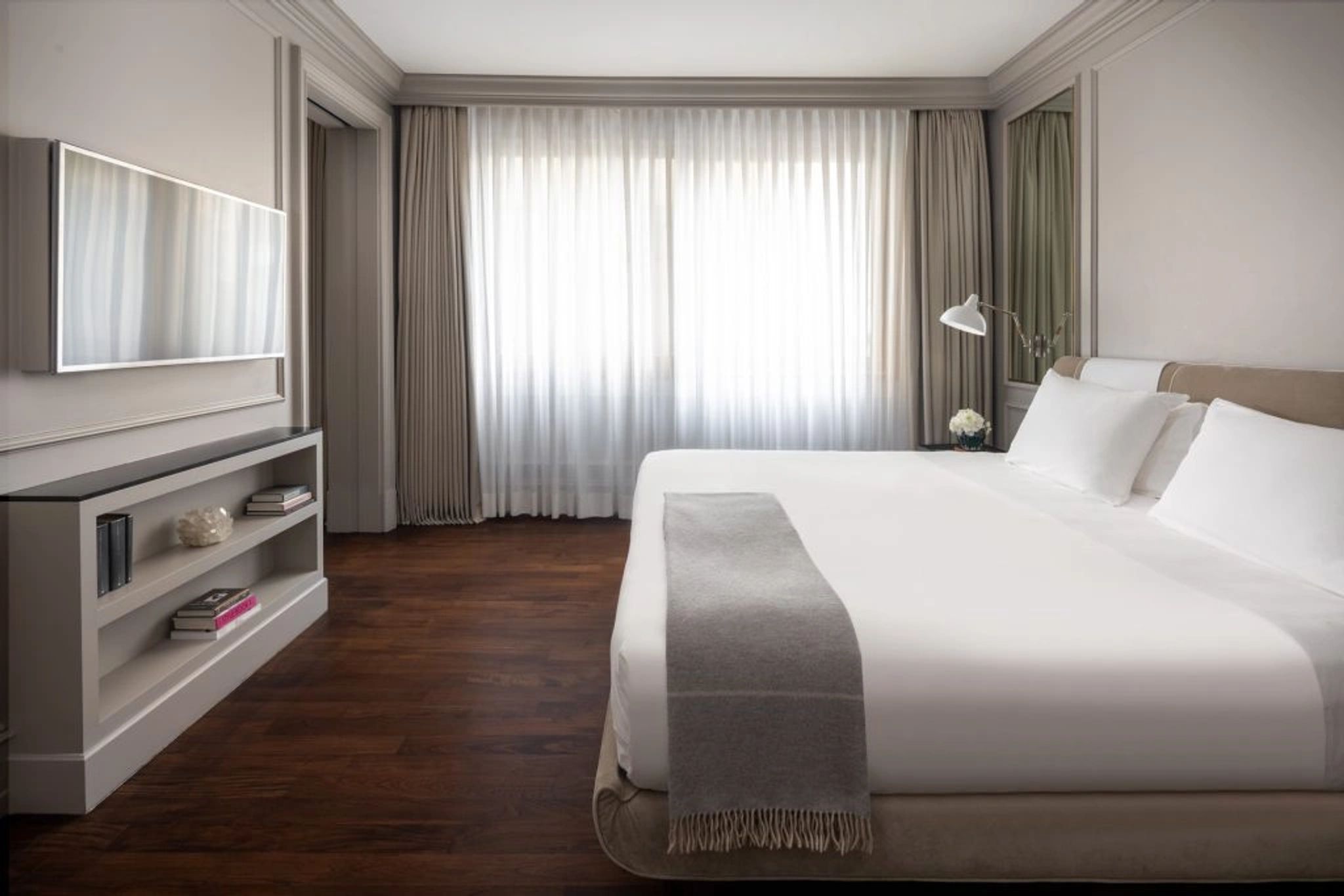 Family Suite enxoval de luxo - suite luxo italia - quarto vista arno