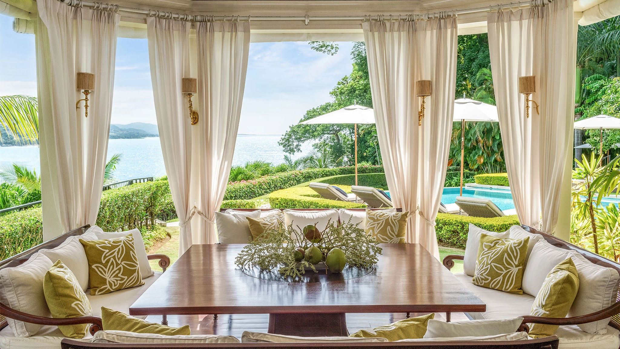 Estate Villa sala de jantar - jantar beira piscina - jantar vista mar