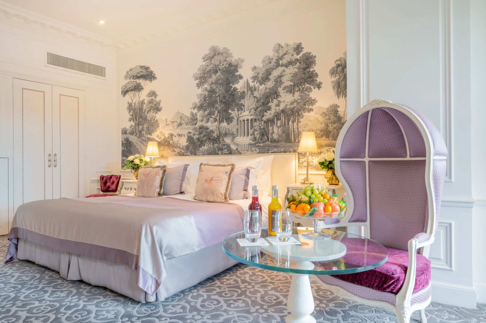 decoraçao de luxo – cama king– area gourmet suite  - refeiçao privativa - amenidades boas vindas