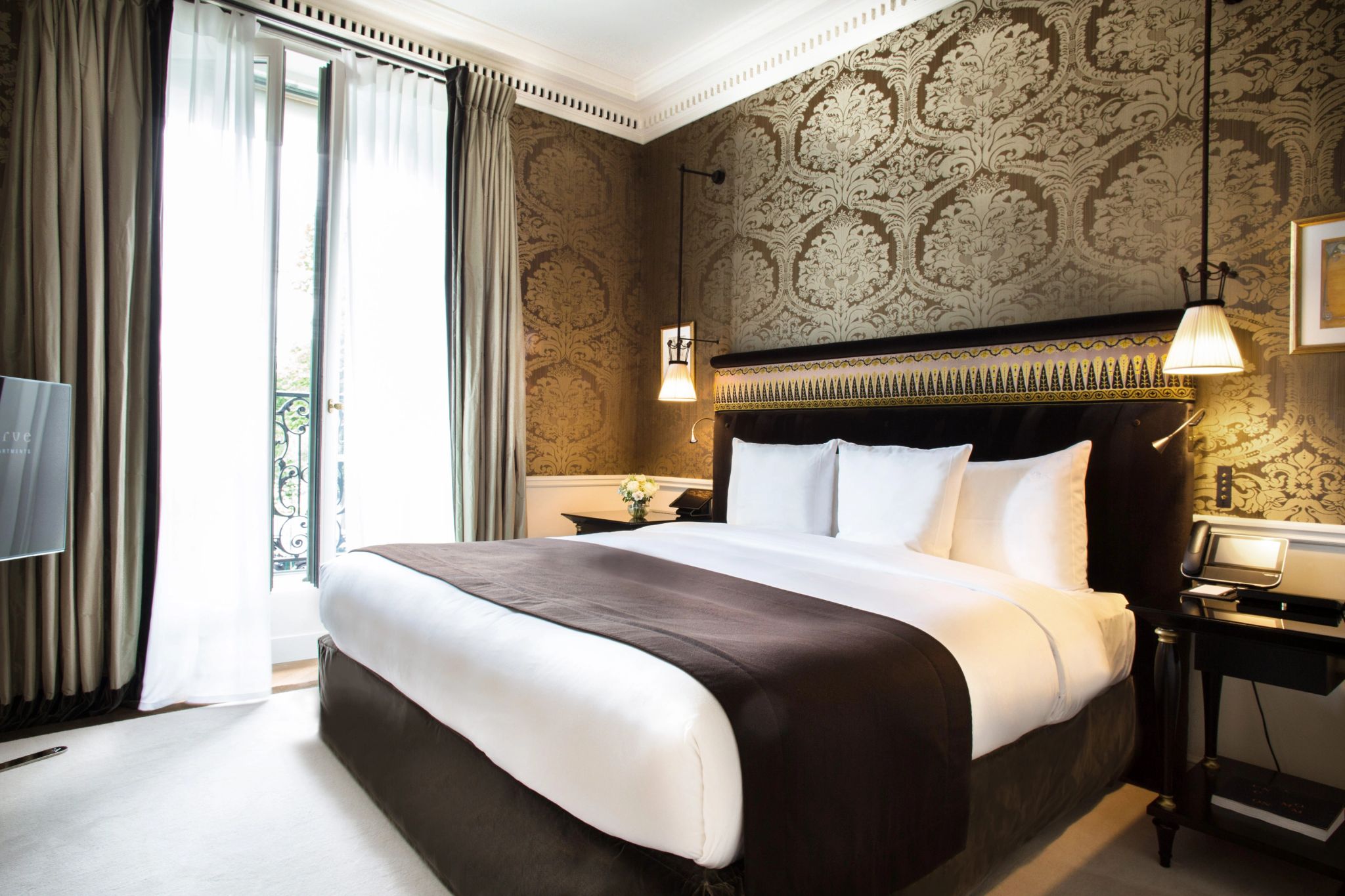 Deluxe Suite suite de luxo - suite casal - suite king - cama king - decoraçao classica