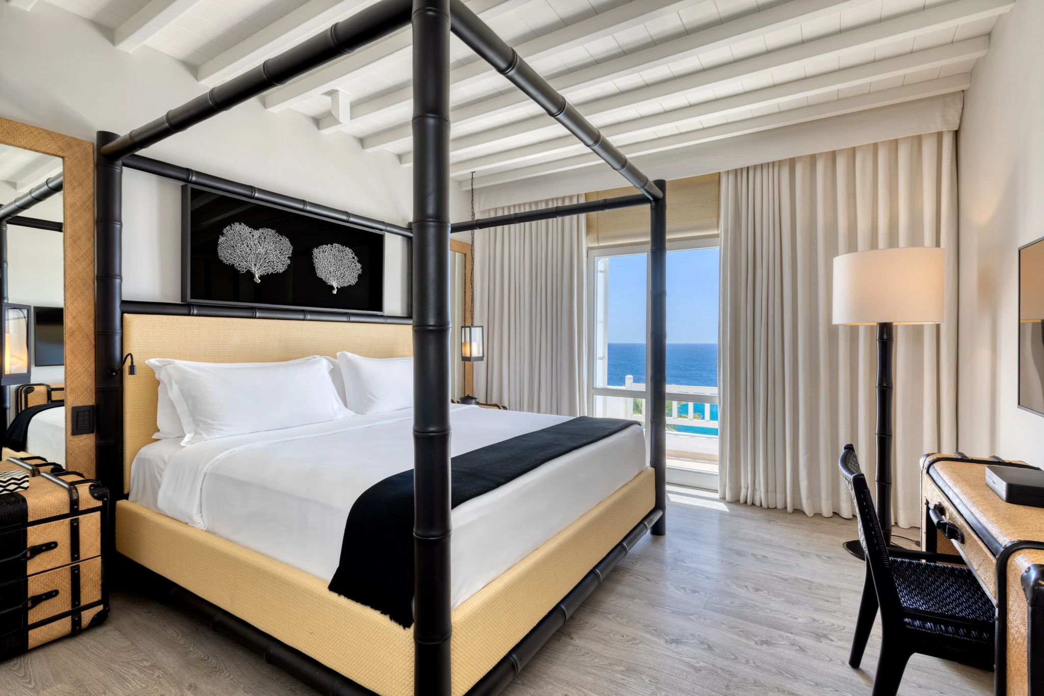 cama de dossel - cama king - quarto vista mar 
