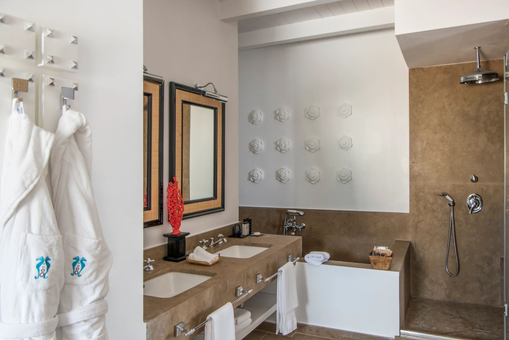 Studio Suite Sea View banheiro da suite - banho premium - banheira