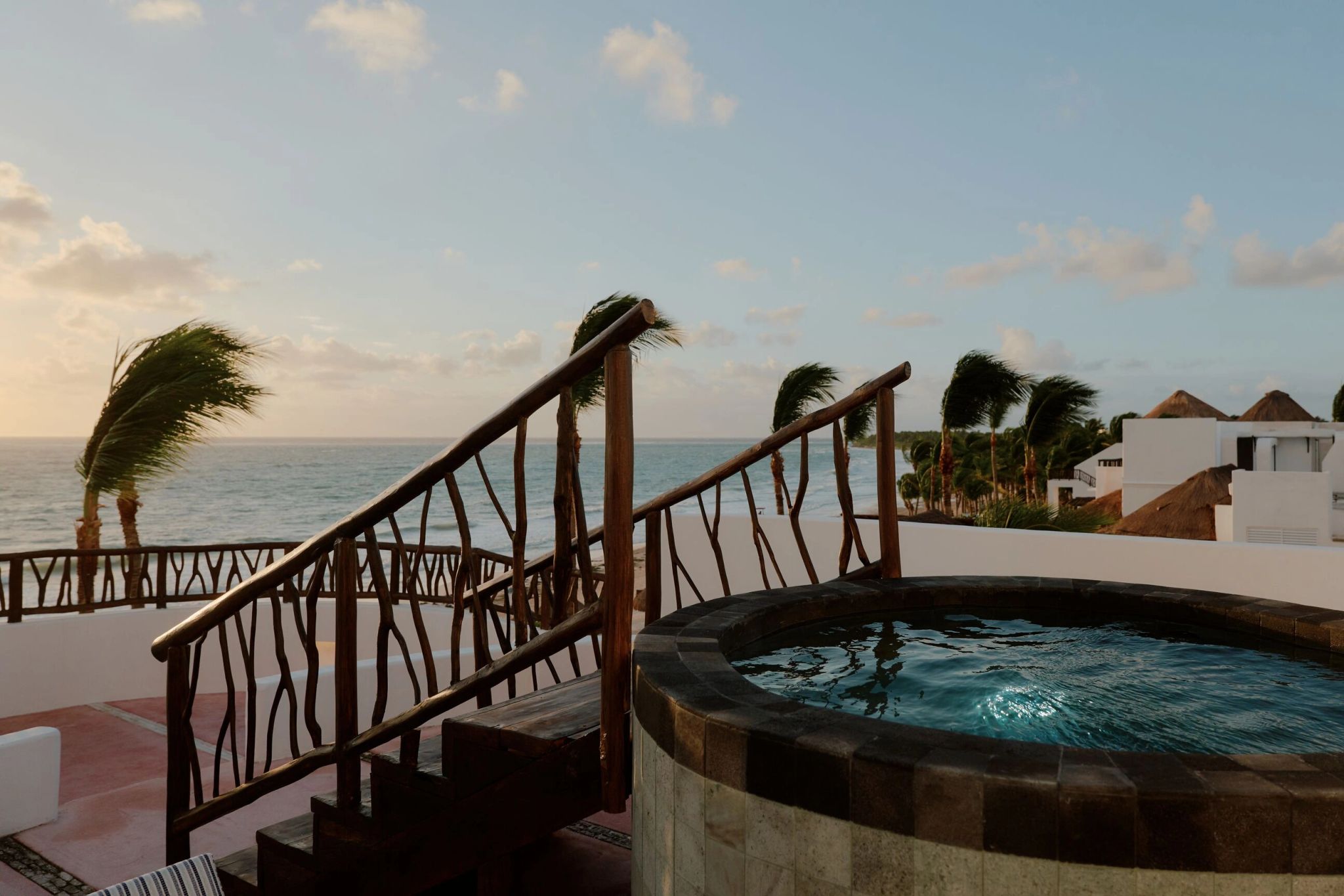 Oceanfront One Bedroom Plunge Pool Suite piscina ao ar livre – suite com piscina – piscina com vista